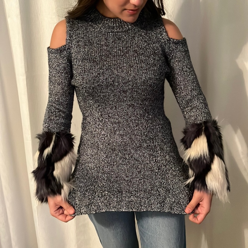 Boston Proper Black & White Cold-Shoulder Sweater with Faux Fur Cuffs